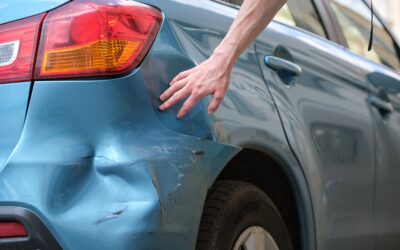 Szkoda parkingowa — od zgłoszenia po kompleksową naprawę